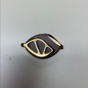 Bellabeat Urban Leaf Fitness Tracker